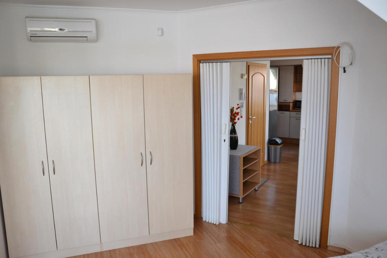 Podyji Apartment *